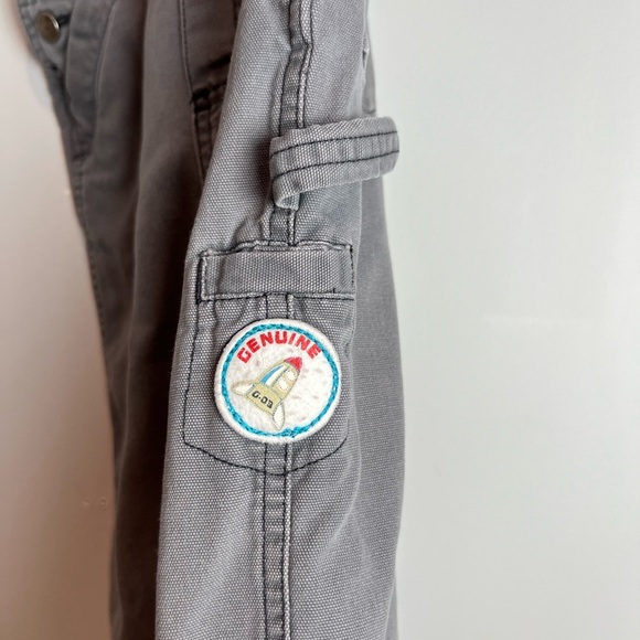 Genuine Kids by OshKosh Overalls Grey Embroidered Size 2T - Picture 3 of 6